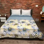 Desi Dera Hotel