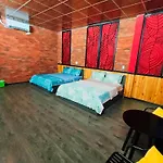 Desi Dera Hotel