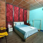 Desi Dera Hotel
