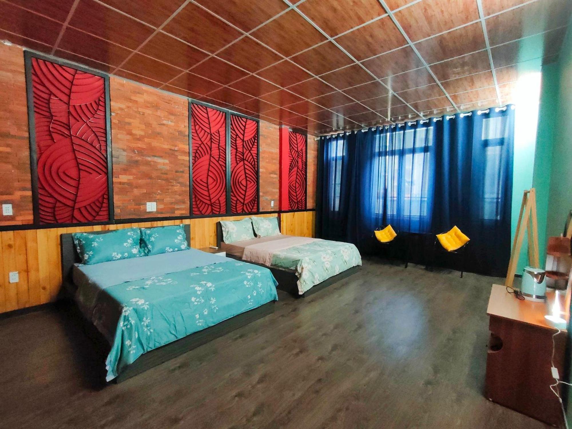 Desi Dera Hotel